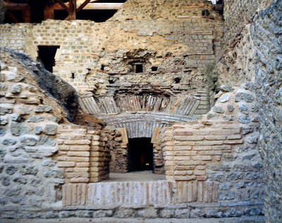F35-21 1981 France Kiln