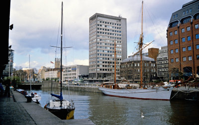 F37-28 1981 Bristol