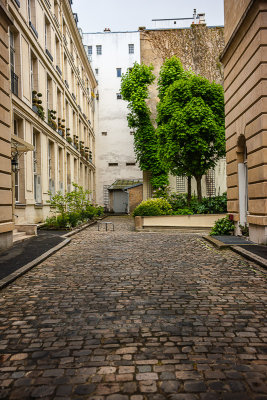 Rue Palatine - Courtyard