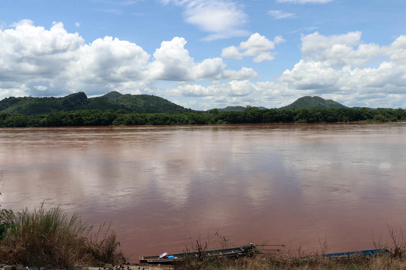 the placid mekong river.jpg