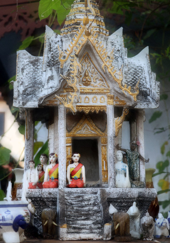 spirit house 28.JPG