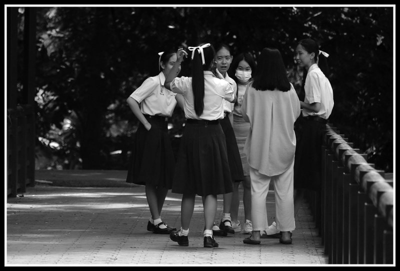girl talk.jpg