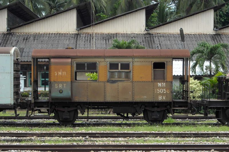 old railroad car.jpg