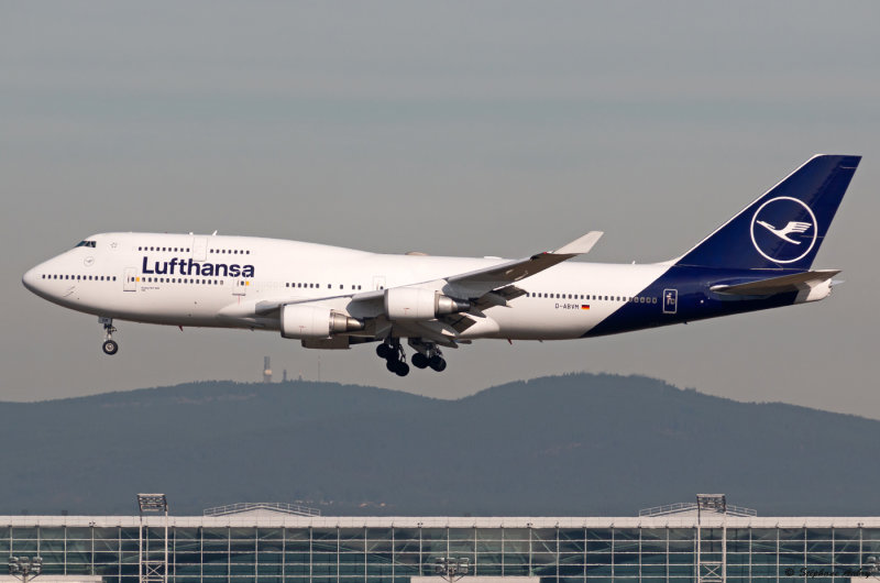 Boeing 747-430 Lufthansa D-ABVM