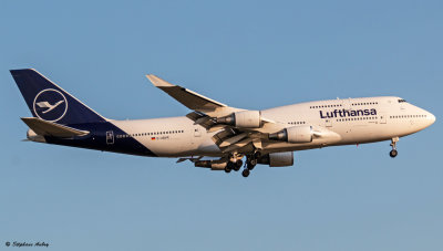 Boeing 747-430 Lufthansa D-ABVM