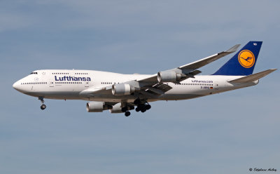 Boeing 747-430 Lufthansa D-ABVU