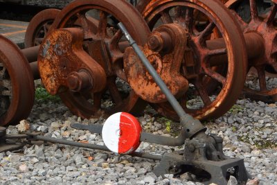 Mechanism and wheels