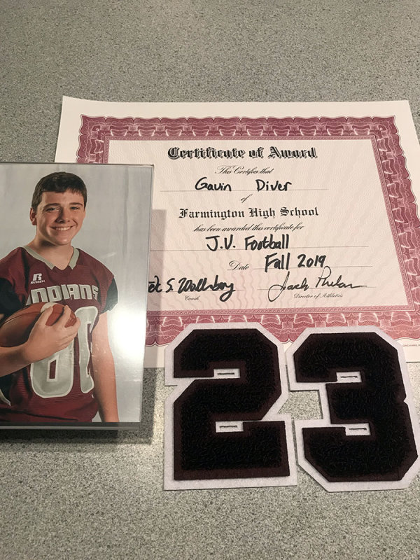 gavin-fball19.jpg
