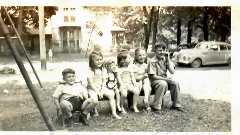 dad2-kids-40s.jpg