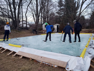 backyardRinkFeb19.jpg