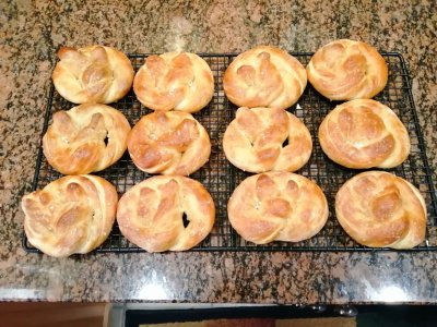 Sourdough Pretzels