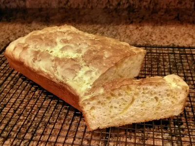 Cheesy Cheddar Quick Bread