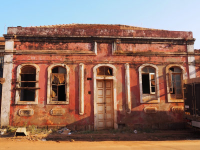 Abandoned Building, Bissau
