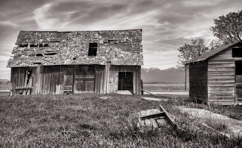 Deserted Barn and Outbuilding