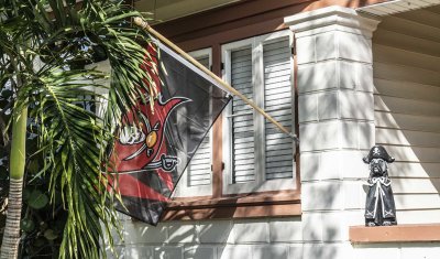 Buccaneers Team Flag and Mascot