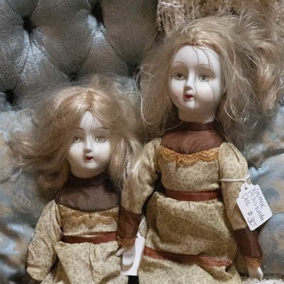 Pale Sisters