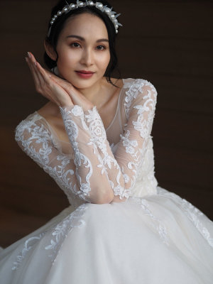 Wedding gown fashion photo shoot, Victoria Harbour, Hong Kong Island South