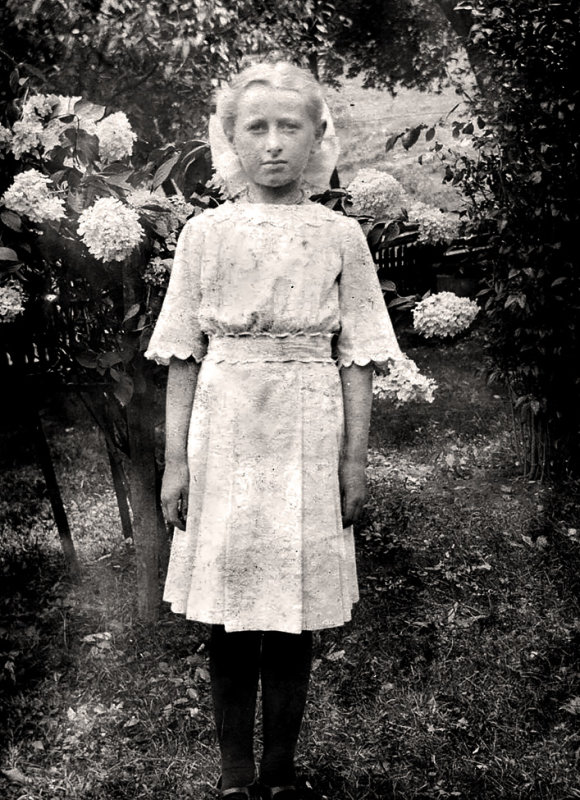 Nora Agnes  Helmick  (age 10 )