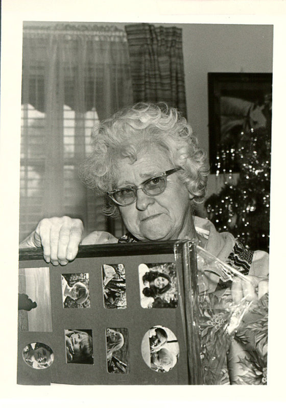 Esther Taylor (1915-2009)