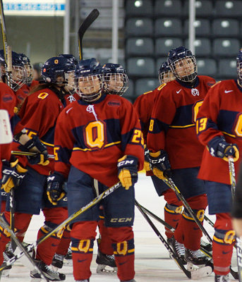 Queen's vs UOIT W-Hockey 02-07-19