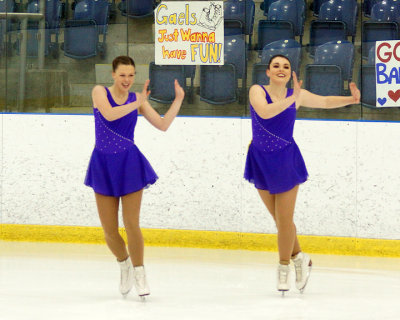 OUA Figure Skating 06478 copy.jpg