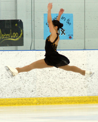 OUA Figure Skating 09267 copy.jpg