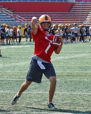 Queen's Football Camp 01768 copy.jpg