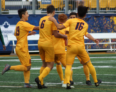 Queen's vs Nipissing 05679 copy.jpg