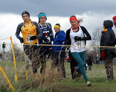 Queen's @ USports XCountry 03677 copy.jpg