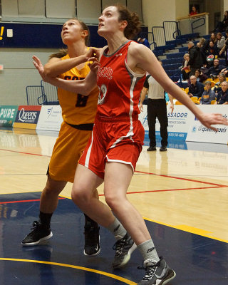 Queen's vs Algoma 04338 copy.jpg
