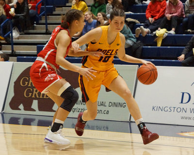 Queen's vs Algoma 04380 copy.jpg