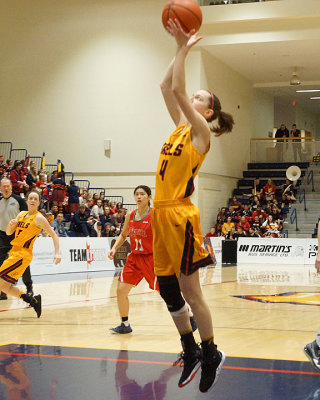 Queen's vs Algoma 04489 copy.jpg