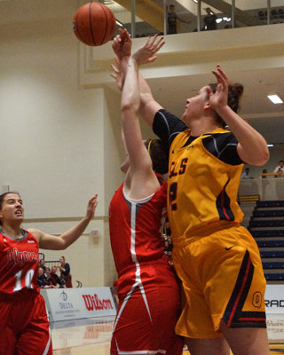 Queen's vs Algoma 04506 copy.jpg