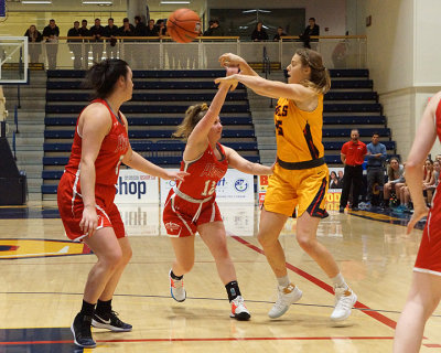 Queen's vs Algoma 04605 copy.jpg