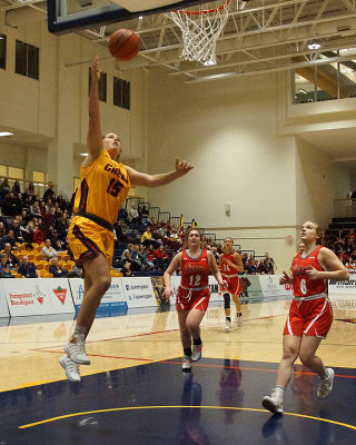 Queen's vs Algoma 04626 copy.jpg