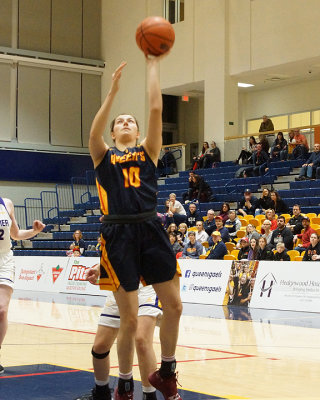 Queen's vs Laurier 06069 copy.jpg