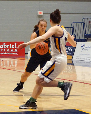 Queen's vs Laurier 06233 copy.jpg