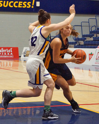 Queen's vs Laurier 06237 copy.jpg