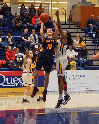 Queen's vs Laurier 06456 copy.jpg