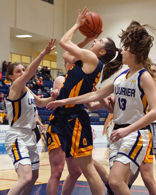 Queen's vs Laurier 06533 copy.jpg