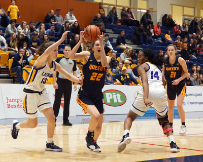 Queen's vs Laurier 06543 copy.jpg