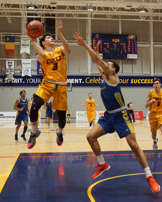 Queen's vs Laurentian 06615 copy.jpg