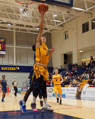 Queen's vs Laurentian 06639 copy.jpg