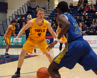 Queen's vs Laurentian 06791 copy.jpg