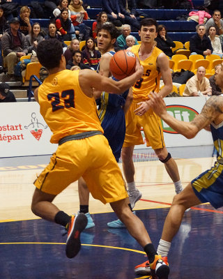 Queen's vs Laurentian 06971 copy.jpg