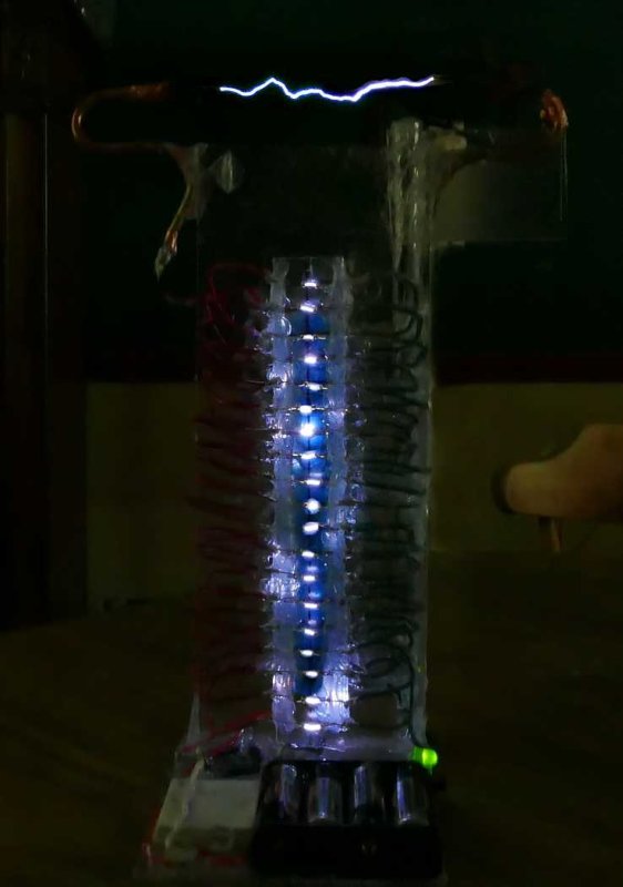 Marx generator lightening bolt