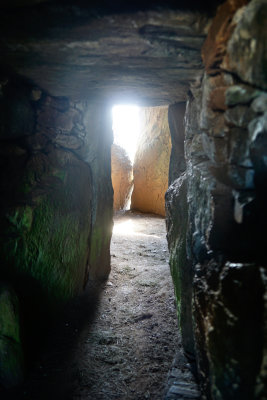 _DSC6529-Bryn-Celli-Ddu-Burial-Chamber.jpg