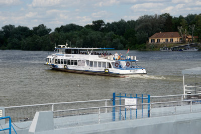 _DSC8034-Boat-to-Budapest.jpg
