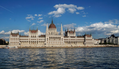 Budapest-Parliament.jpg