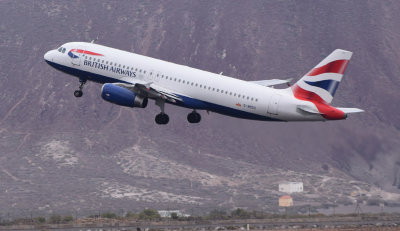 Teneriffa South Airport.(Airbus A320)